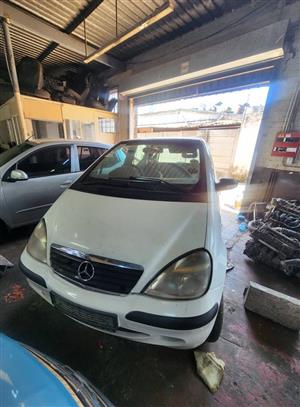 Mercedes benz A160 stripping for spares