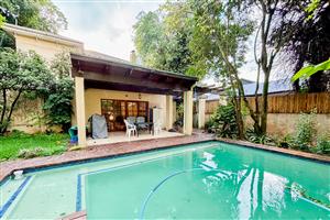 Beautiful 3 Bedroom Home with a Pool , 2 Fire Places and Staff Quarters!