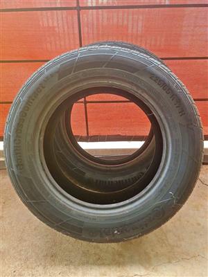 2 x Continental Tyres 225/65/17