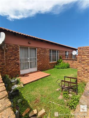 Secure & Pet-Friendly Living – Vaalpark