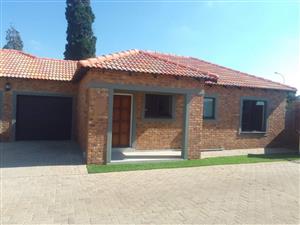Townhouse For Sale in Riversdale