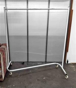 S-BEND CLOTHING RAIL