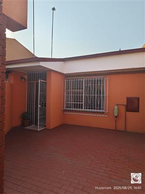 Neat as a Pin townhouse  For Sale – Vanderbijlpark