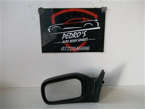 Nissan Sentra '90+ left mirror (Manual)