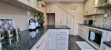 Townhouse For Sale in Navalsig