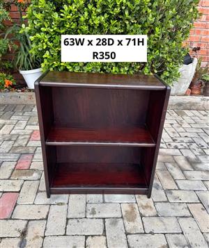 SMALL BOOKSHELF