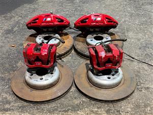 BMW 4 SERIES COMPLETE BREMBO BRAKE CALIPER DISC SET RED 8843347 8842570 G22 G26