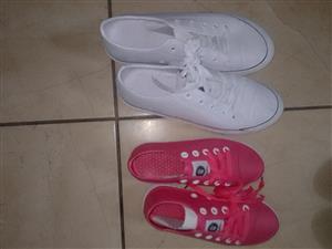 Selling Crocs ant totto shoes unisex