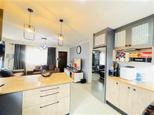 House For Sale in Protea Glen