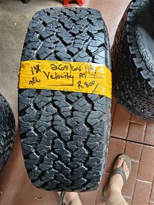 1x 17 inch Bakkie tyre Velocity AT
