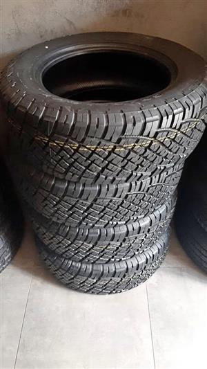 255/60/18 General Grabber AT brand new set 