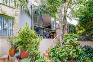 Townhouse For Sale in Noordheuwel