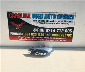Ford Ranger T7/T8 tailgate badge taking camera (2013-2020)