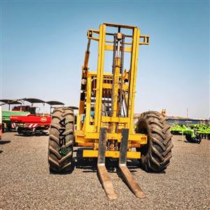 Bell 3 Ton all terrain forklift