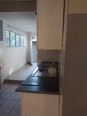 2 BEDROOM COTTAGE TO LET