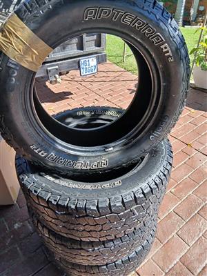4x Bakkie tyres 18 Apollo AT