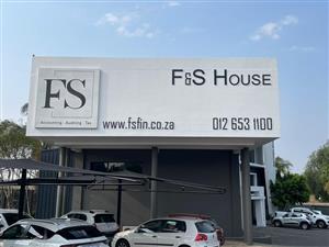 Medical Suite To Let: Fitted and Ready Medical Facility To Let In Centurion with Main Road Visibility!
