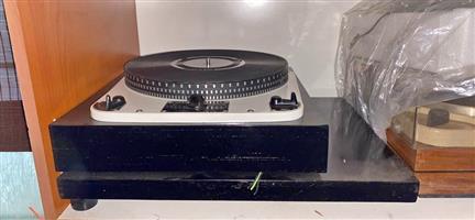GARRARD 301 white mint with plinth