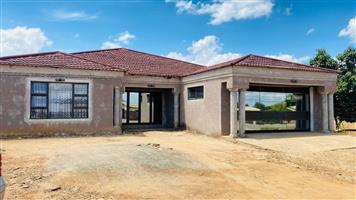 5-Bedroom Home for Sale in Tshikota – Great Investment Opportunity