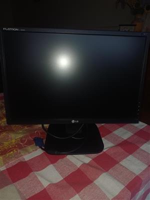 LG Flatron 19inc monitor 