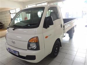 2010 Hyundai H100  2,6 Diesel, leather seats White Color  Manual 92000km