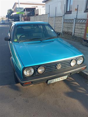 VW GOLF 2 MODEL 1990 GOOD CONDITION LIGHT ON PETROL PRICE NEGOTIABLE LICENSE UP 