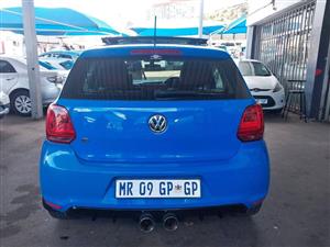 2014 VOLKSWAGEN POLO 6-R 1.4 ENGINE CAPACITY COMF-LINE MANUAL PETROL SERVICE HISTORY SUNROOF LEATHER