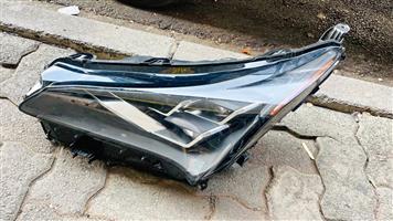 Lexus NX 200t, NX 300,/NX 300h headlight