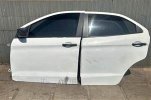 Ford Figo Sedan  left doors