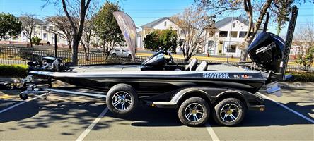 bass boat in Boats and Watercraft in South Africa