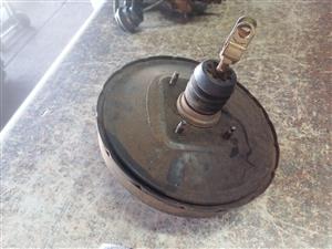 Brake booster mitsubishi colt 