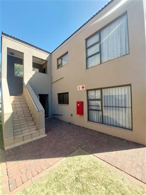 Ultra modern duplex unit on ground floor for sale in popular complex, Sasolburg.