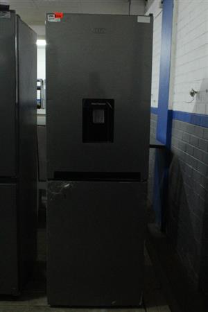 SILVER C300 DEFY FRIDGE W/WATER DISPENSER(S066033E)