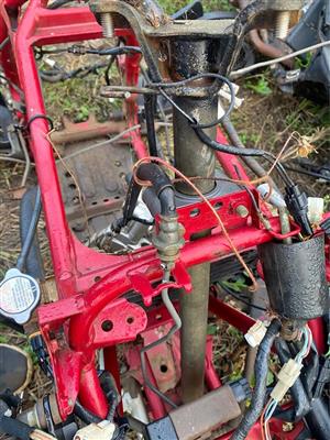 Yamaha YFZ 450. Meyerton bike scrapyard new and secondhand spares. Andre call or whatsapp 