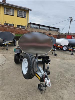 3000L Stainless Steel Fuel mobile tank trailer 