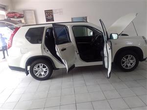 2010 NISSAN XTRAIL 2.0 MANUAL PETROL WHITE COLOR 104.000KM 