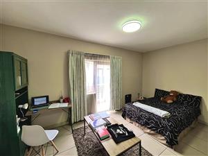 Apartment For Sale in Hatfield