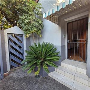 Townhouse For Sale in Die Wilgers