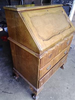 Antique writing Bureu 