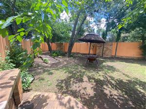 Stunning 20-bedroom house for sale in Bedworth Park, Vereeniging—perfect for student accomodation