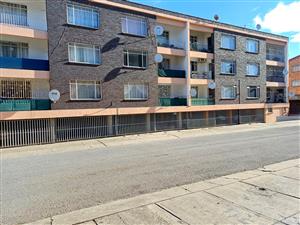 2 Bedroom Flat for Sale, College Hill, Uitenhage