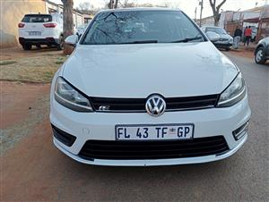 VW Golf 2.0TDI Comfortline R Line
