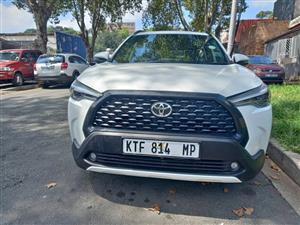 2023 TOYOTA COROLLA CROSS 1.8 XS, AUTOMATIC, WHITE, 22000KMS,Service book