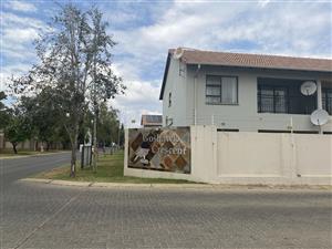 3 Bedroom Ground Floor Unit For Sale In Parkrand