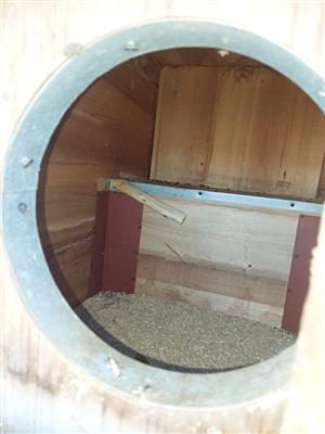 Bird cage for breeding.  Excellent condition.  All measurements in photos 
