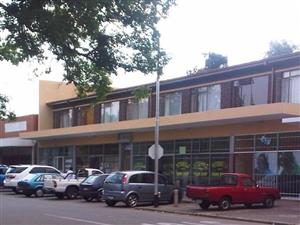 LOVELY BACHELOR FLAT AVAILABLE IMMEDIATE – PETERSFIELD, SPRINGS