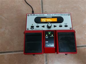 Boss VE-20 Vocal harmony / loop pedal / Vocal fx pedal
