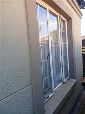 7 window Frames for sale