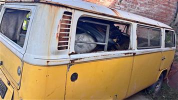 VW Kombi (First Come Bases)