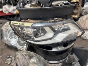 2016 Tiguan right headlight